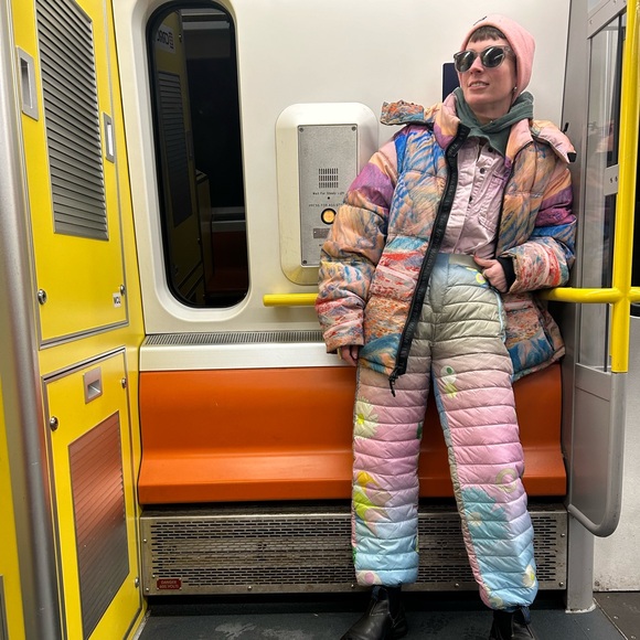 Meet Mr. Ess - Picture 3 of 4